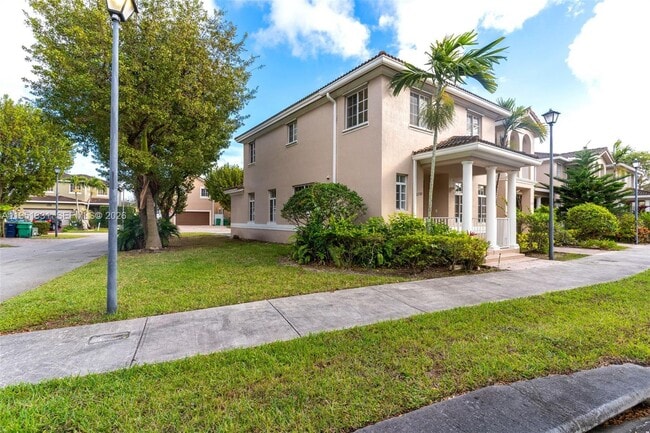 Building Photo - 27301 SW 140th Ct