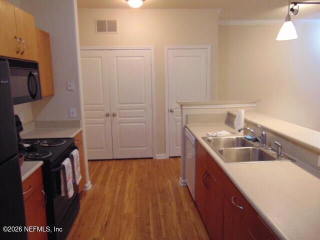 Building Photo - 8290 Gate Pkwy W