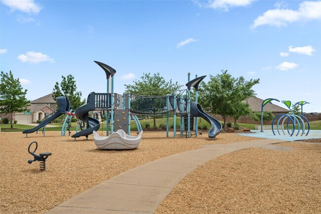 Building Photo - 17214 Broadleaf Oak Dr