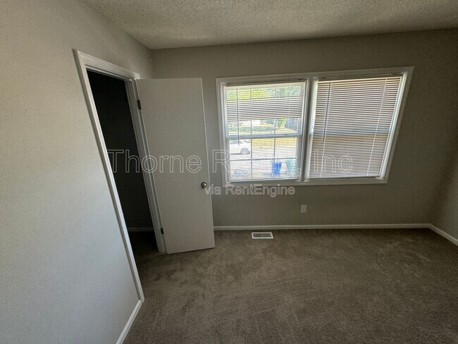 Building Photo - 616 S Boddie St