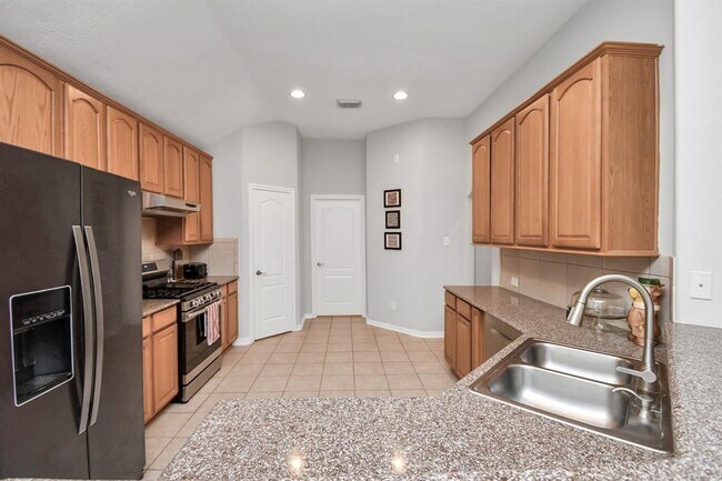 Building Photo - 6930 Hamilton Falls Ln