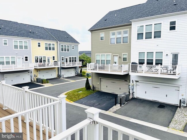 Building Photo - 17255 Herring Gull Ln