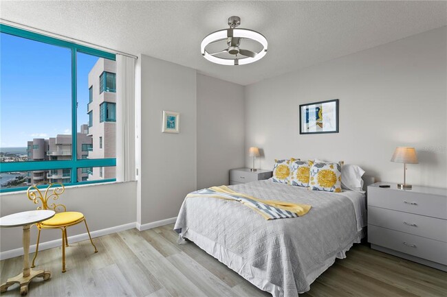 Building Photo - 1540 Gulf Blvd