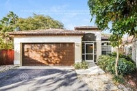 Building Photo - 5550 NW 49th Ave