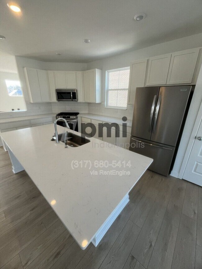 Building Photo - 4895 Gilet Dr