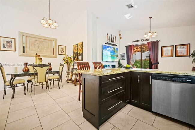 Building Photo - 12870 SW 53rd St