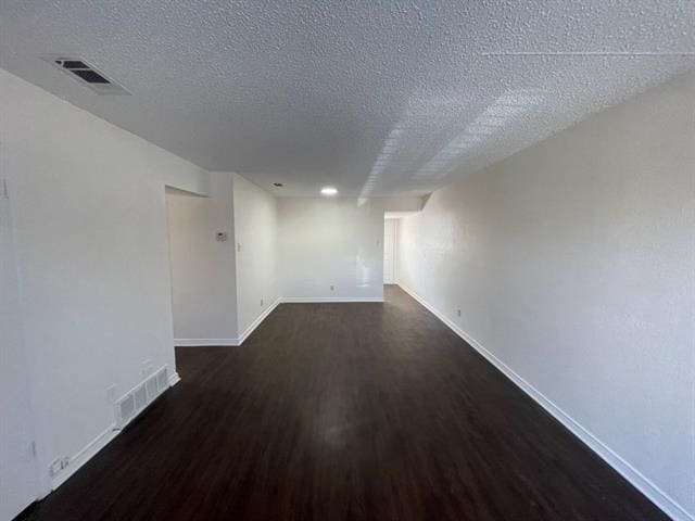 Building Photo - 2010 Santa Anna Dr