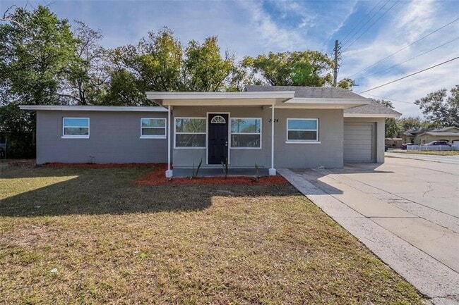 Building Photo - 5624 Balboa Dr