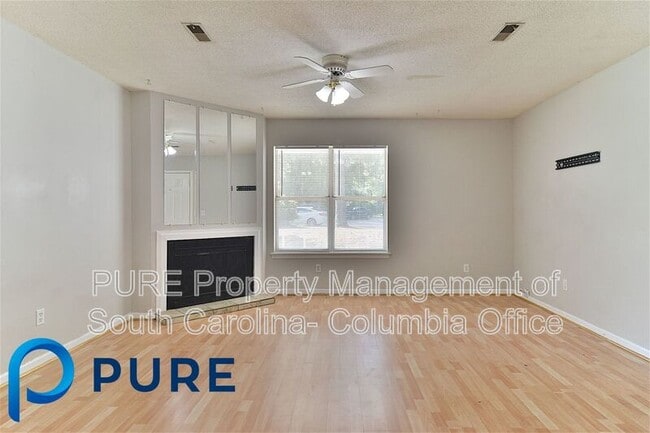 Building Photo - 144 Springwoods Lake Point