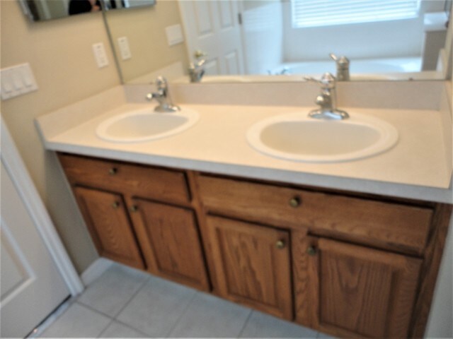 Building Photo - 8806 Grand Bayou Court