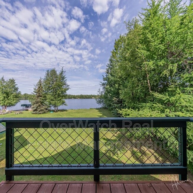 Building Photo - 1047 S Wolf Rd