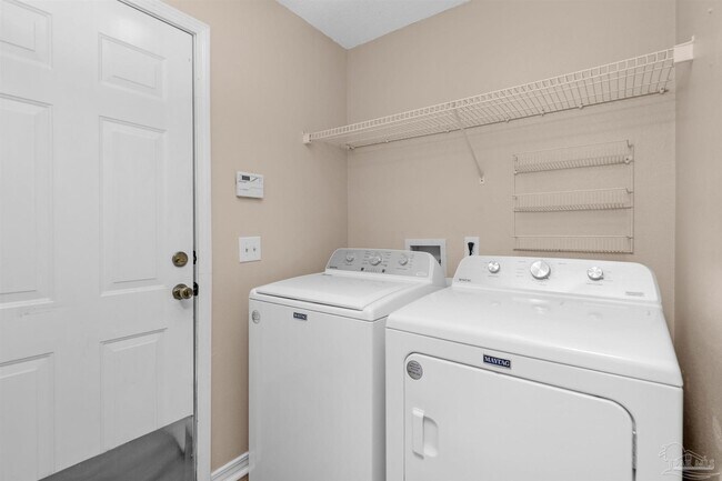Building Photo - 2227 Parker Pl Ct
