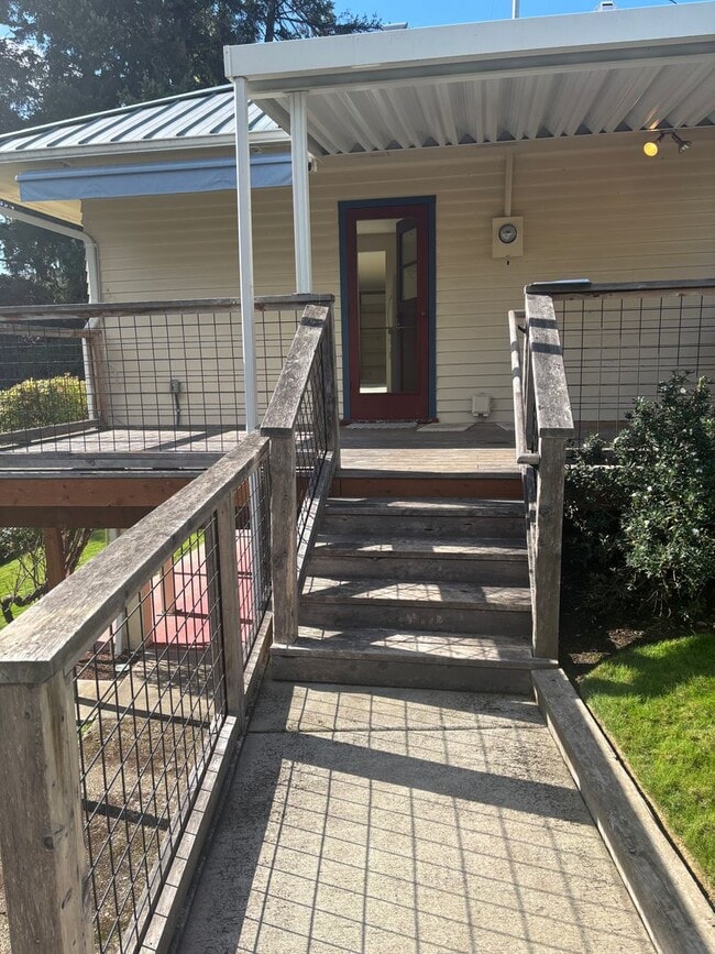 Building Photo - Enjoy 1.125 Acres near Downtown McMinnville