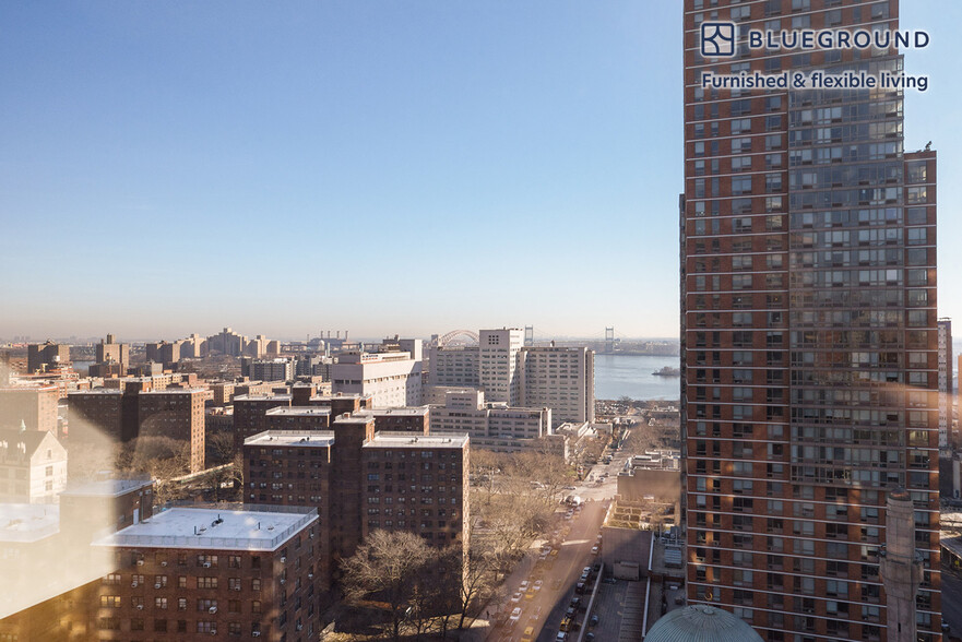 Building Photo - 175 E 96th St