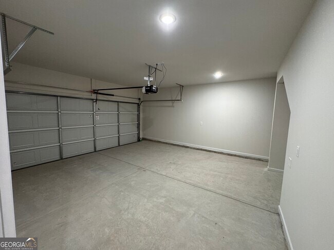 Building Photo - 11 Huntley Trce