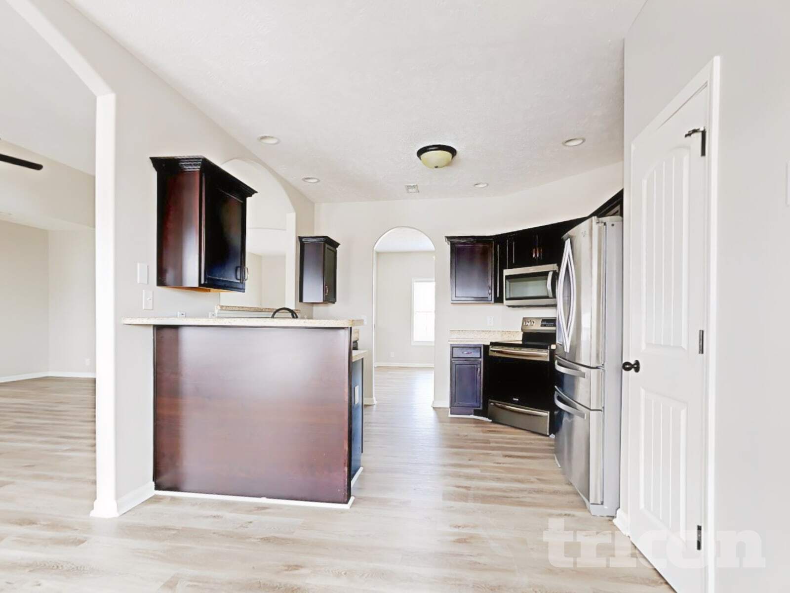 Building Photo - 2849 Brewster Drive