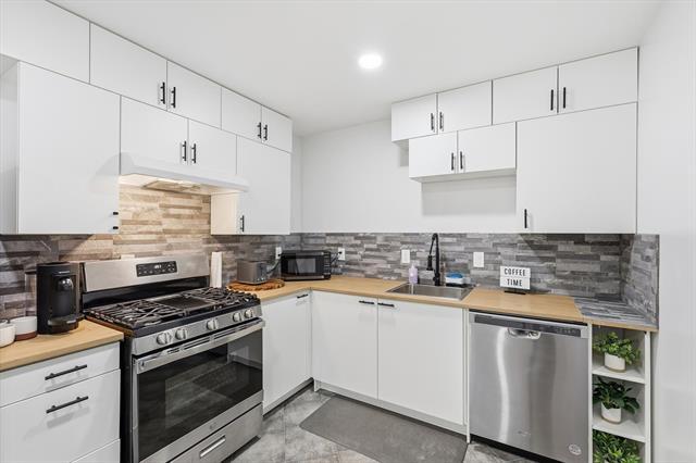 Building Photo - 9829 Park Ln Ct