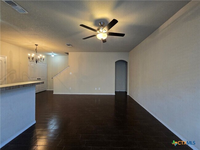 Building Photo - 294 Rosalie Dr