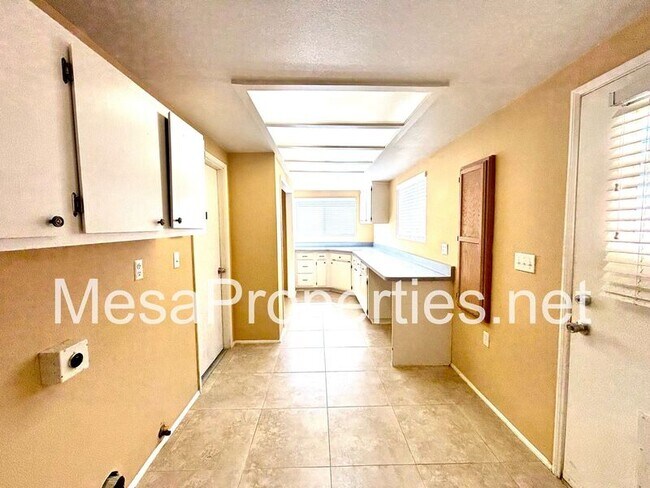 Building Photo - 16612 Osage Rd