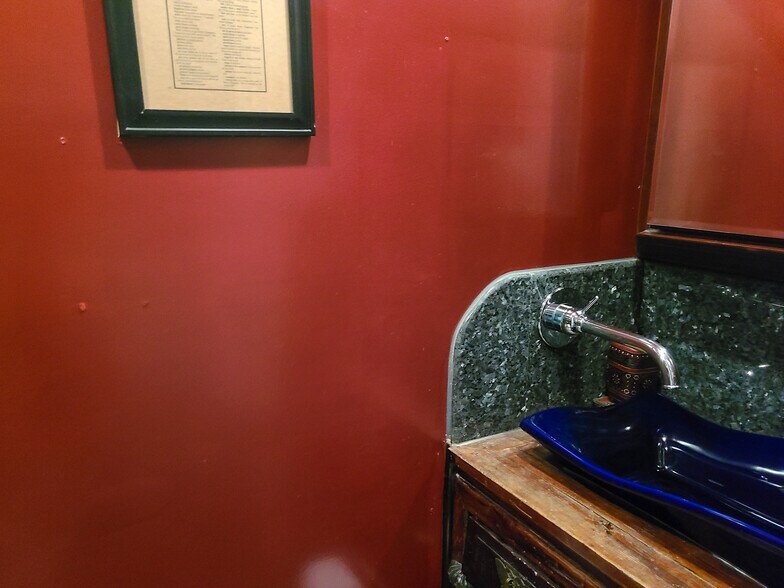 Building Photo - 11301 Blix St