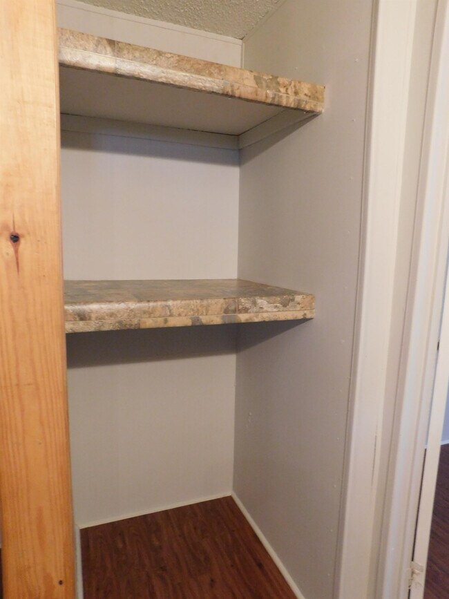 Building Photo - 482 Kelly Springs Rd