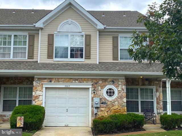 Building Photo - 8003 Normandy Dr