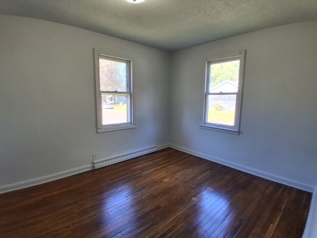 Building Photo - 127 Minnesota-