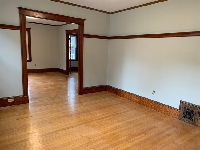 Building Photo - 38 Sterling Rd