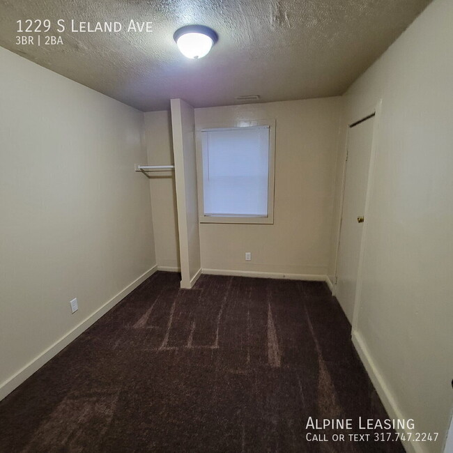 Building Photo - 1229 S Leland Ave