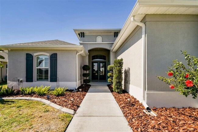 Building Photo - 5226 Lake Venice Dr