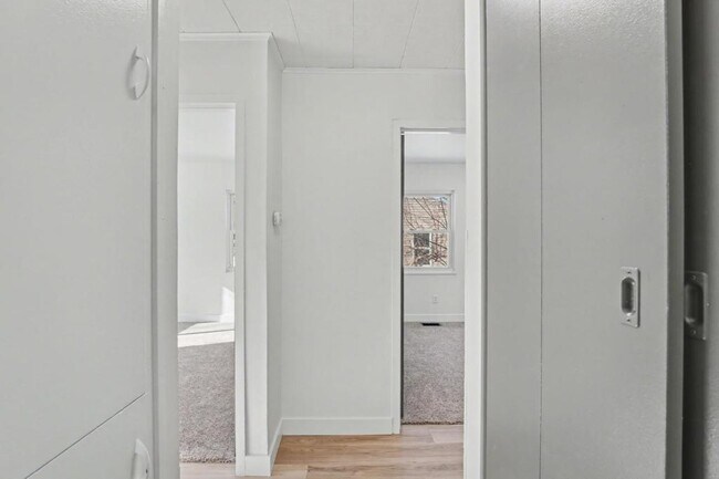 Building Photo - 4601 Curundu Ave