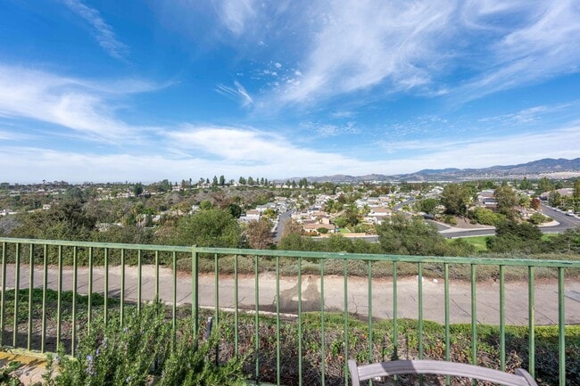 Building Photo - Single-story living with incredible panoramic sunset, mountain, and city light views