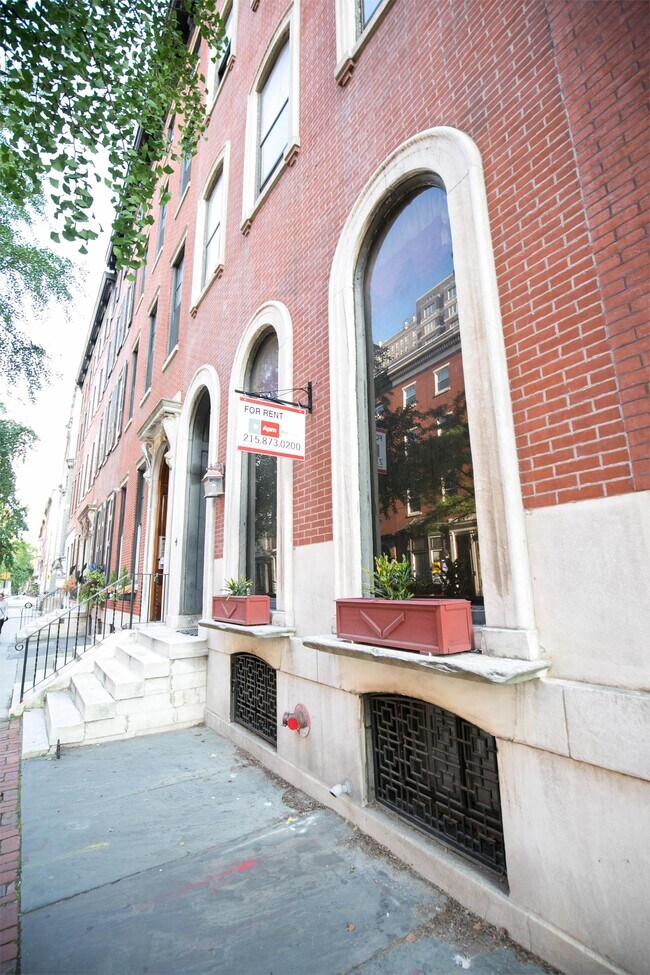 Building Photo - 1814 Spruce St