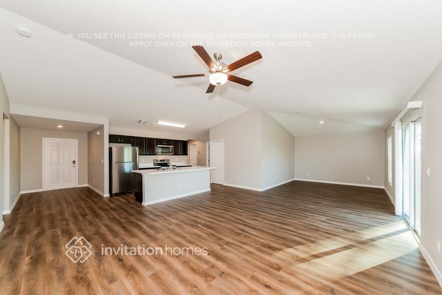 Building Photo - 518 Ganley St