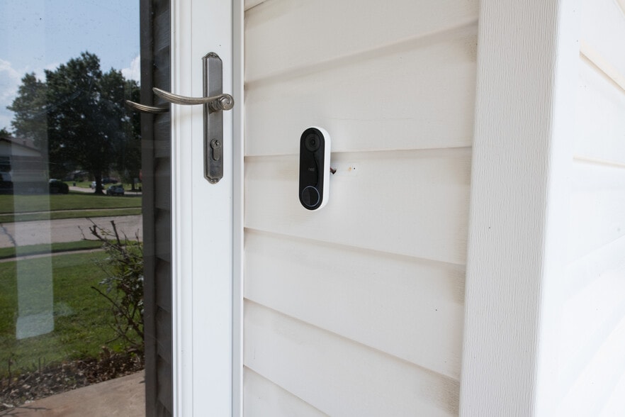 Building Photo - 1449 Coachway Ln