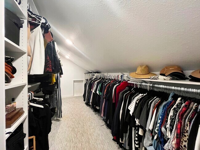 Master Walk-in Closet - 350 Glenhaven Ave NW
