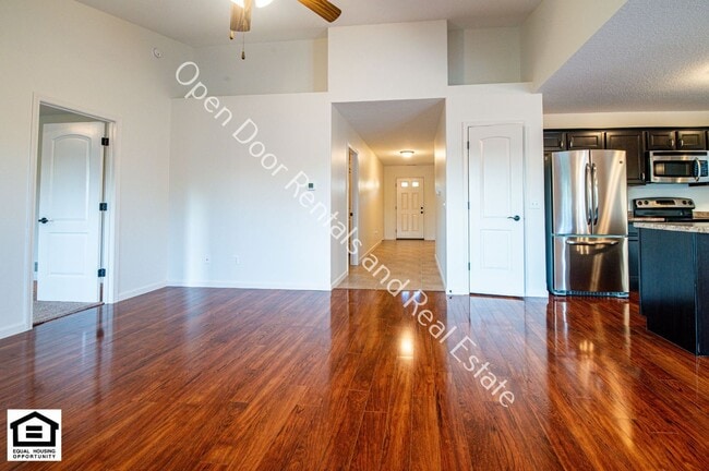 Building Photo - 12595 Shearwater Run