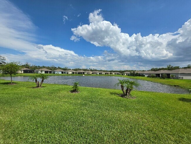 Building Photo - Beautiful Oak Leaf Preserve 3 Bedroom 2 Bathroom Smart Home