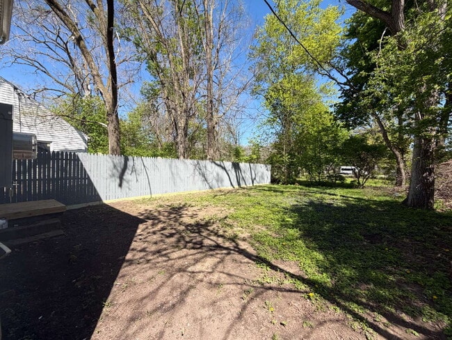 Building Photo - Fully Renovated 3 Bedroom 1 bath Home!