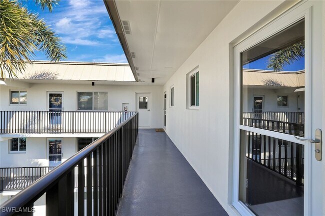 Building Photo - 766 Central Ave