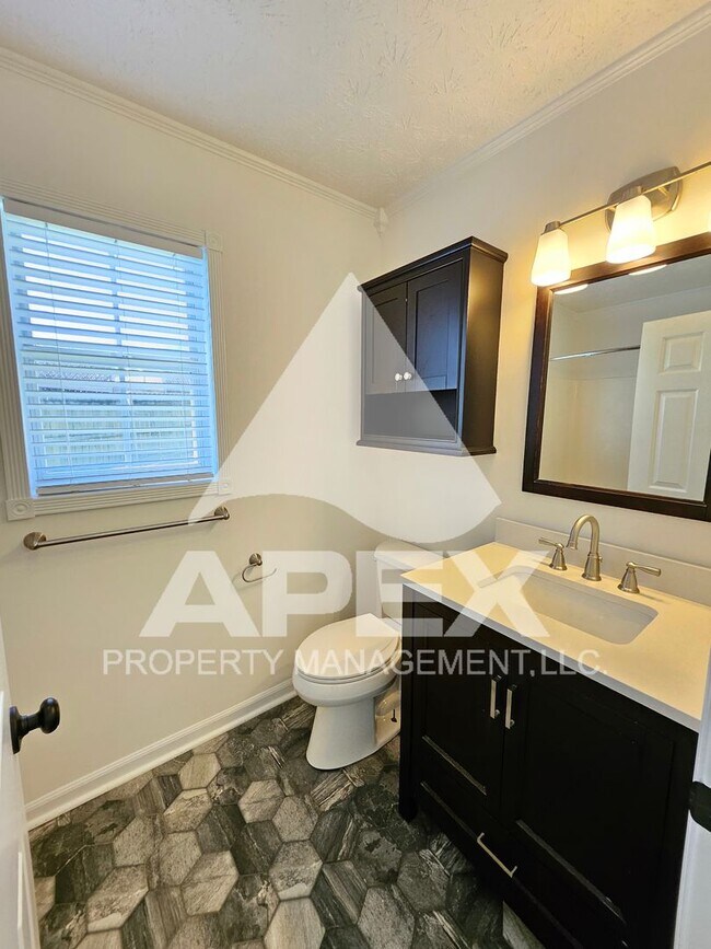 Building Photo - 8705 Trapper Ln