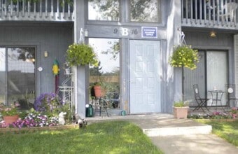 Building Photo - 811 S Carney Dr