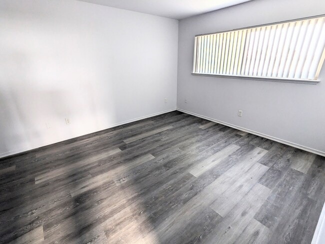 Building Photo - 917 Cabrillo Dr