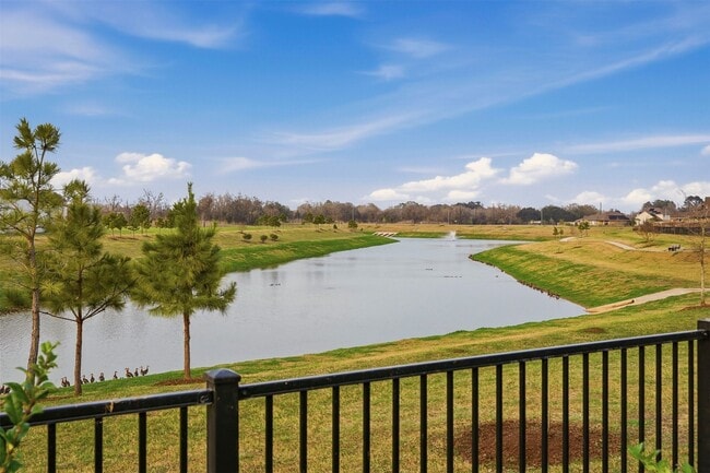 Building Photo - 1322 Wild Mustang Trl