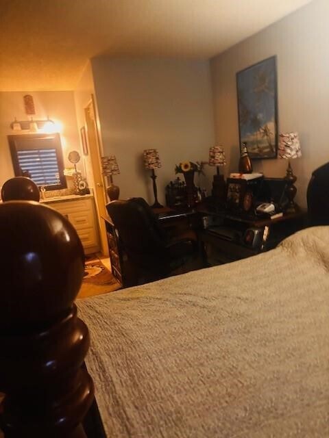 Building Photo - 10051 Westpark Dr