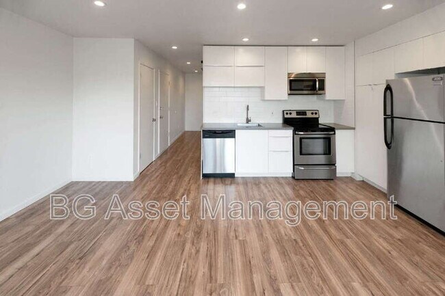 Building Photo - 50 Frey Pl