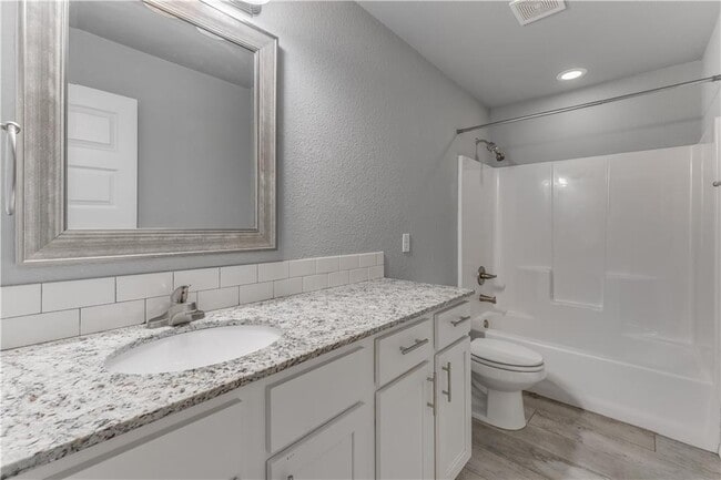 Building Photo - 1348 N Corsica Dr