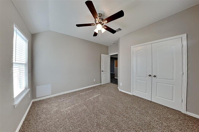 Building Photo - 21510 Duke Alexander Dr