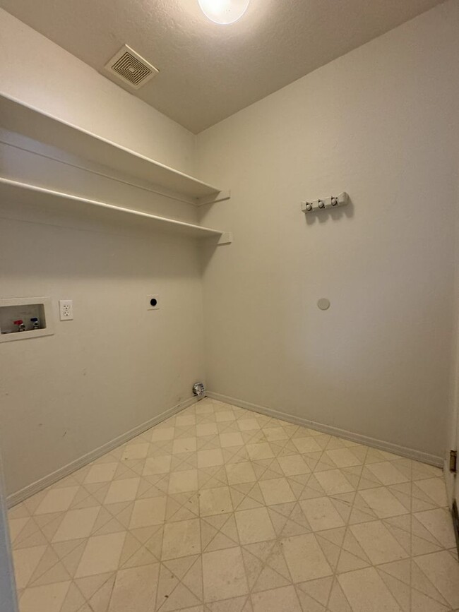 Building Photo - ***MOVE IN SPECIAL**SPRINGS IN CHANDLER 3 ...