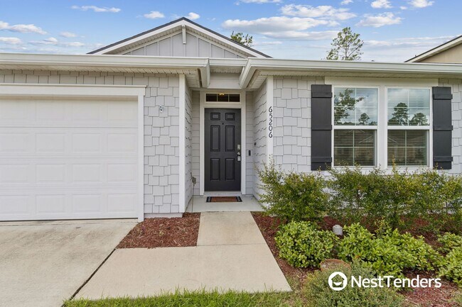 Building Photo - 65206 Lagoon Forest Dr